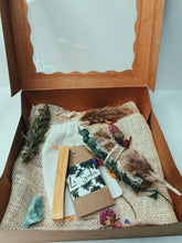 Load image into Gallery viewer, Spiritual box 4:44