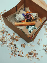 Load image into Gallery viewer, Spiritual box 11:11